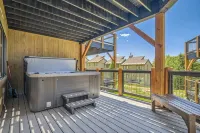 Lake & Mountain Views in Dillon! EV Charger - Villas