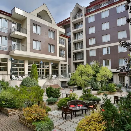 Adina Apartment Hotel Budapest Отели рядом с достопримечательностью «Бани Палатинус»