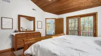Welcome to our Secluded Retreat Home, near Salt Fork State Park, Cambridge, Ohio - Boutique