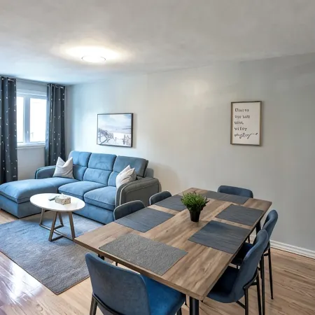3BR 6Beds 5min Walk distance to Metro, Free Parking, next to Place Bell AC