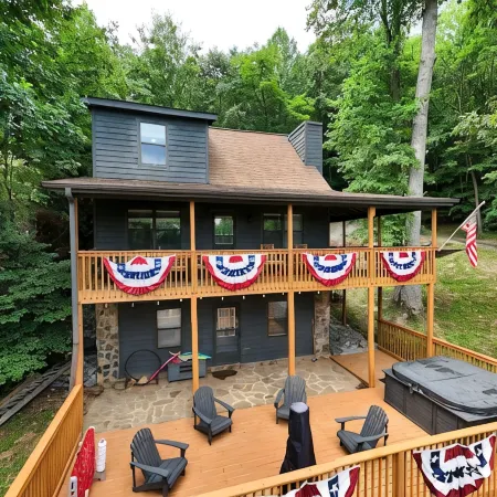 Lakefront Home & Guest House with Two Docks, and Breathtaking Mountain Views!