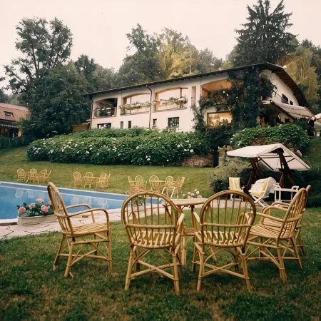 Comfortable villa with private pool and large garden, near Como and Milan