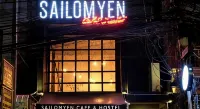 Sailomyen Cafe and Hostel - bar