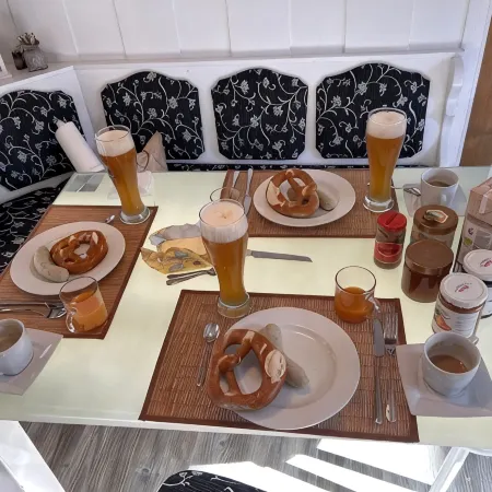Alpenglück vacation apartment with swimming pool and sauna