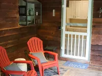 Casual comfort between Boone & Sugar. A retreat w/ soul, High Country centered. Hotels in Seven Devils