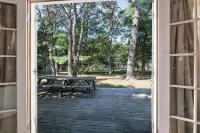 1940s Cottage Stunner Large Studio w/loft feel dog friendly - Homestays