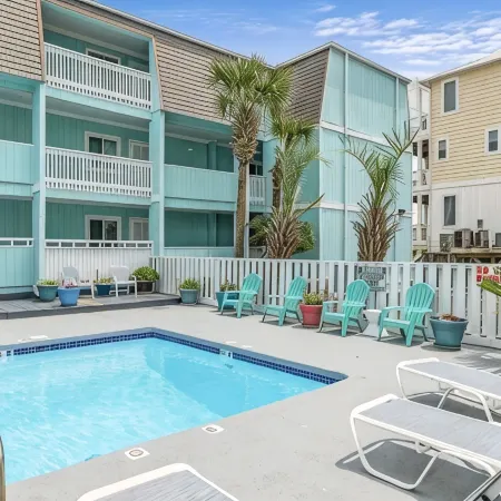 Oceanfront 2Br Condo, Steps to Beach, Pool, First Floor, Easy Access