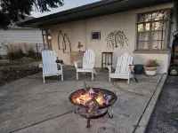 Waterfront 3-bedroom Lake Cottage on Tecumseh Island at Indian Lake! - 3-Star