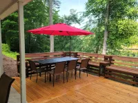 We Invite You & Your Family to Spend Your Vacation at Our 5 Bdrm Lakefront Home.