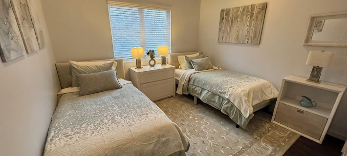 5Br, 5BA on Cul-De-Sac, Big Pool,  Jacuzzi, Gym,  Beautiful Bay Beach 漢普頓貝斯住宿飯店