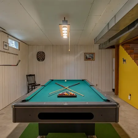 A 2000 sq ft Family Home W/ 2 King Bed + Game Room - A home away from home in a flourishing & inviti Отели в г. Бемиджи