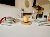 D-DAY SUITES:Terra 25m²/City center/2min walk to train station / 20min to Utah Beach Hotels in Carentan