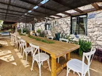 Montecito Cottage - Tuscan Farmhouse, Pool, Views Hotels in Alpine