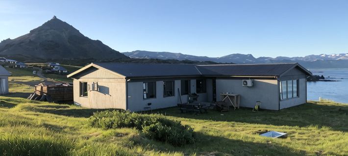 Hellnar Ocean View Villa Hotels in Snaefellsbaer
