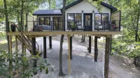 The Twisted Sassafras Treehouse - Boutique