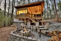 Keturah's Creek - Luxury Couples Tiny Cabin - 8 acres
