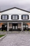 Lakefront Retreat w/Hot Tub, Arcade & Sunset Views - 4-Star