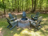 Lake Anna • Lake Access • New Boat Dock • Fast WiFi • Small Dog Friendly - 4-Star