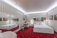 Akva-Lajf Hotel - Pools