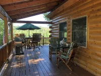 Gorgeous White Mountain Log Home in Franconia - Hike, Bike, Golf, Ski and More! Hotels in Franconia