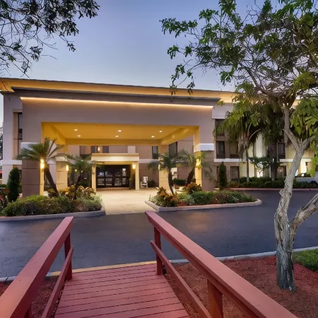 Hampton Inn Naples-I-75