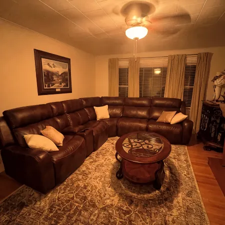 Charming 2-bedroom house in  Wise, Virginia Отели в г. Уайз