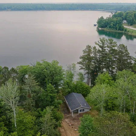 Webb Lake, Hackensack, Northern MN - 3 Bedroom, Sleeps 6 - Cabin #6 Blue Water