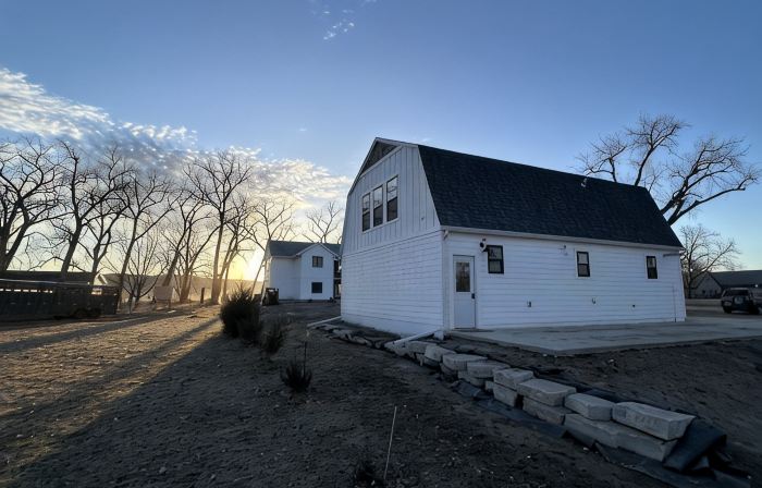 Quaint, all new loft apt. located in a quiet country setting, minutes from town.