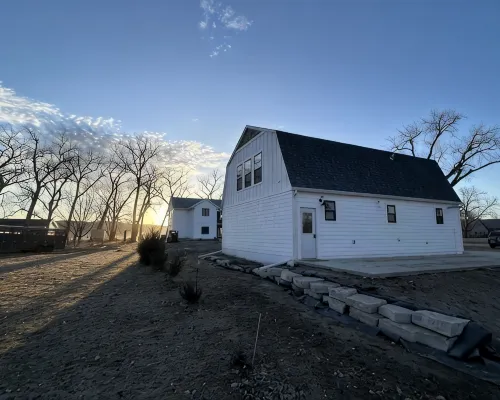 Quaint, all new loft apt. located in a quiet country setting, minutes from town. Hotels in Stanley County