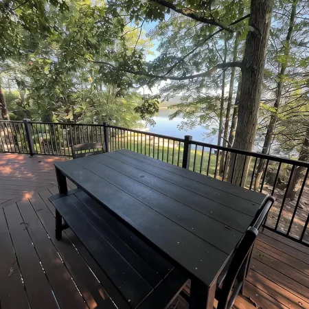 Spend Time Making Cherished Memories at This Gorgeous 5-Bedroom Lakefront Lodge!