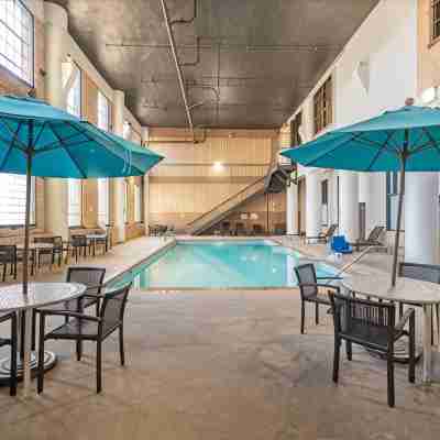 Lake Superior Loft - Sleeps 10, Heart of Canal Park, Lake Superior View Fitness & Recreational Facilities