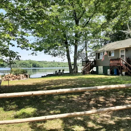 Sunrise Views Cabin with AC, Game Room & Bar