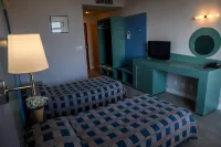 Hotel Lilia - Parking