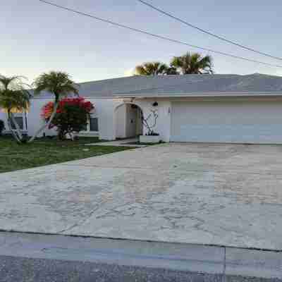 Indian Rocks Beach Waterfront 3/Bd Home w/ Pool,2 Blocks to Beach. Pet Friendly. Hotel Exterior