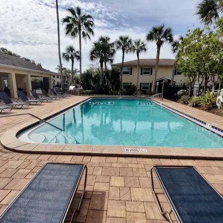 "Casita Playa" Our Super-Cute 1/1 Beach Getaway! 6 min from IRB!