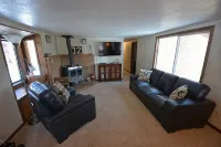 Black Hills Cabin Located Off The Beaten Path Perfect For Some R&R at Miners! - 샬레 호텔