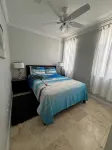 Breathtaking Poolfront 3-Bedroom Condo, Just 8-Min Walk to Pristine Beach! - 3 étoiles