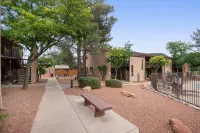 Red Rock Gem 2bdcondo♡close2 hikes&restaurants - Kylpyammeita