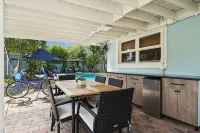 Have fun with the whole family at this beautiful Florida home.