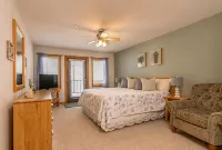 Gorgeous Lakeview Balcony with 4 Bedrooms, best location at the resort!