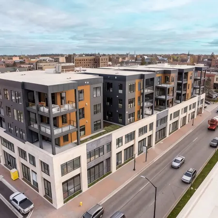 Luxe Downtown Holland 2Br Condo • Walkable • Parking + Gym