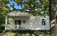 Spacious Cabin with Beautiful Sunsets in the Heart of Hiking and Wine Country