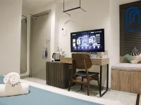 Homi Breeze at Sutera Avenue Hotels near Borneo Trading Post