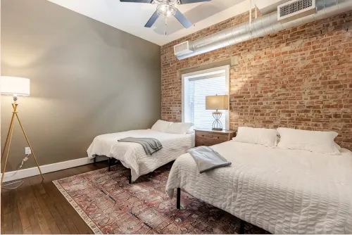 Spacious Downtown Indianapolis Luxury 1Br Full Kitchen - Condos