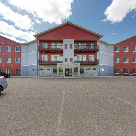 Charming 2-bedroom/2 bath apartment with spa & fitness room amenities in Mankato