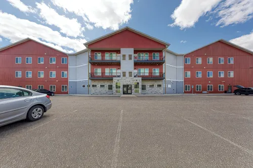 Charming 2-bedroom/2 bath apartment with spa & fitness room amenities in Mankato - Gym