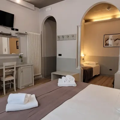 Hotel Camilla Guelfa Hotels near Trattoria Za Za