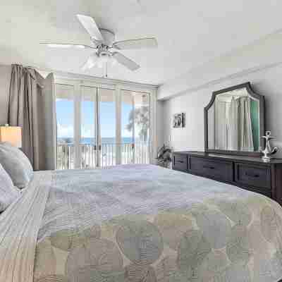 Oceanfront, Heated Pool, 2King,Huge Wrap Around Balcony, Corner Unit, Sleeps 6 Rooms