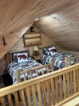 Charming 2-bedroom cabin with WiFi in North Bangor, NY. - 3-Star