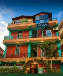 Harry Guest House & Restaurant - Guest houses